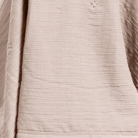 Threshold Blush Gauze Throw Reverse Blanket - Picture 8 of 9